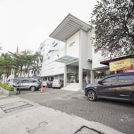 Sofyan Hotel Soepomo Yakarta Exterior foto